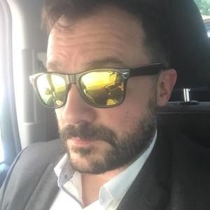 Meet your Posher, Robert